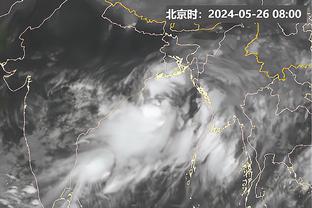 异常兴奋！周琦半场6中6砍下15分6板 炸扣冲抢不断