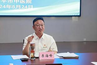 詹俊：国足防守上要注意保护张琳芃这一侧，进攻要发挥好头球优势